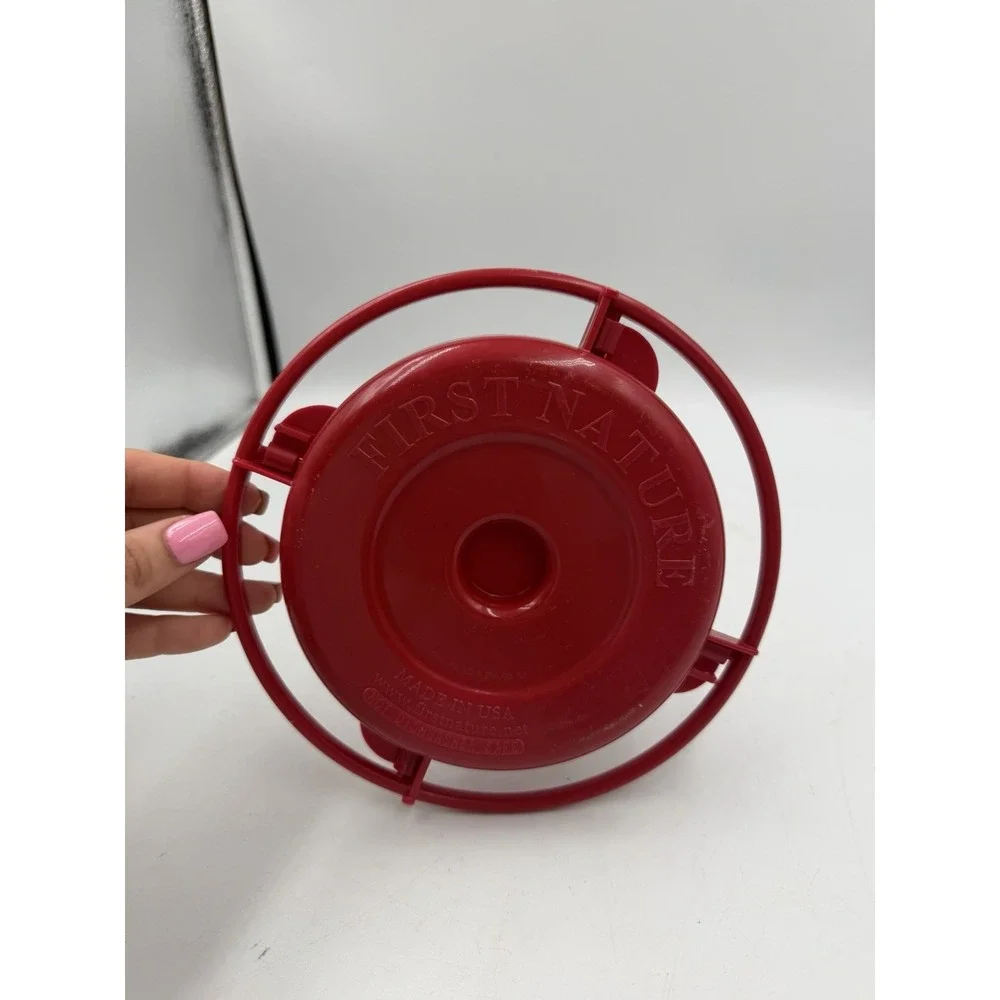 NEW NO TAGS First Nature 10-Port Hummingbird Feeder 3051 16 oz.